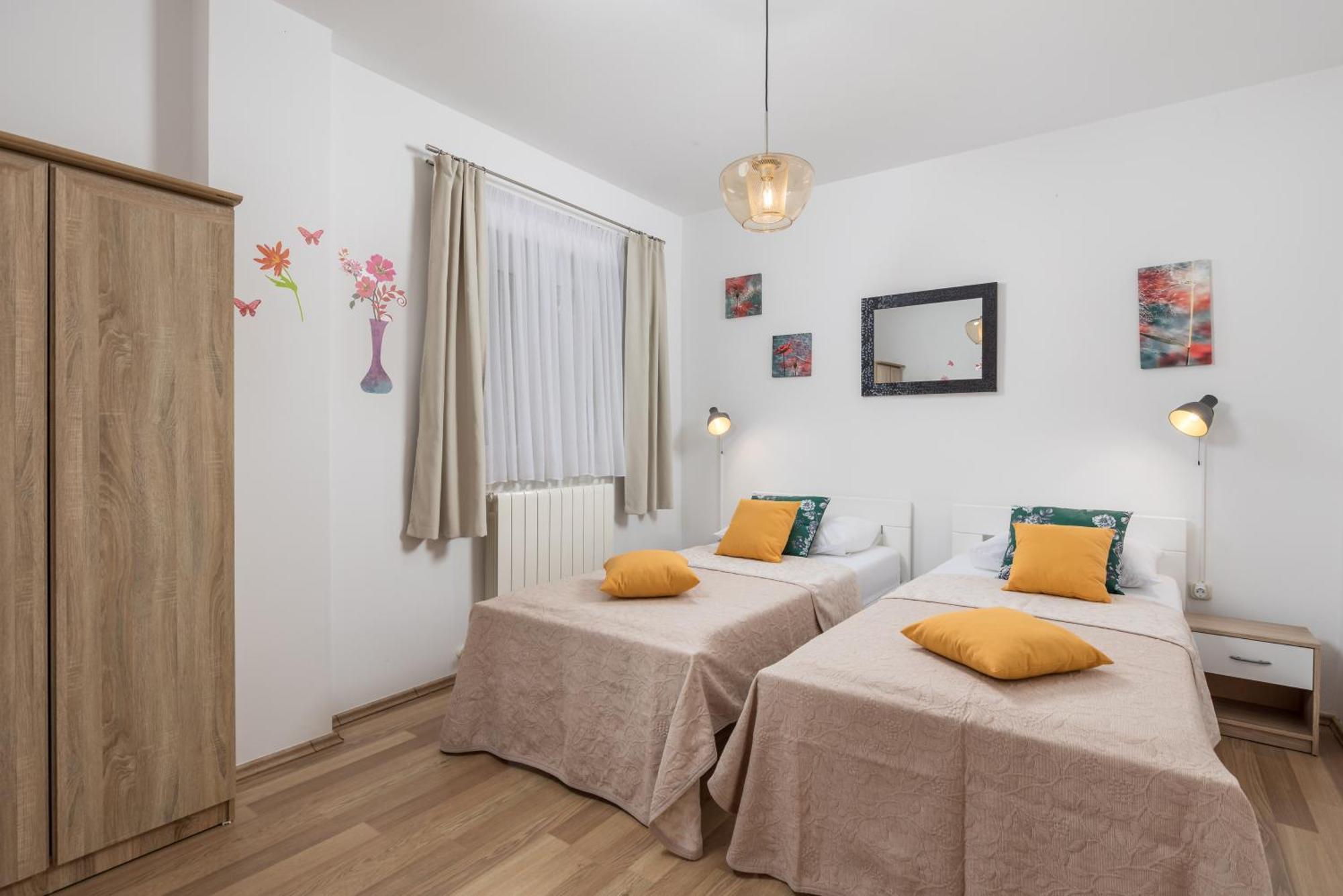 Apartments Kovacic 克拉列维察 外观 照片
