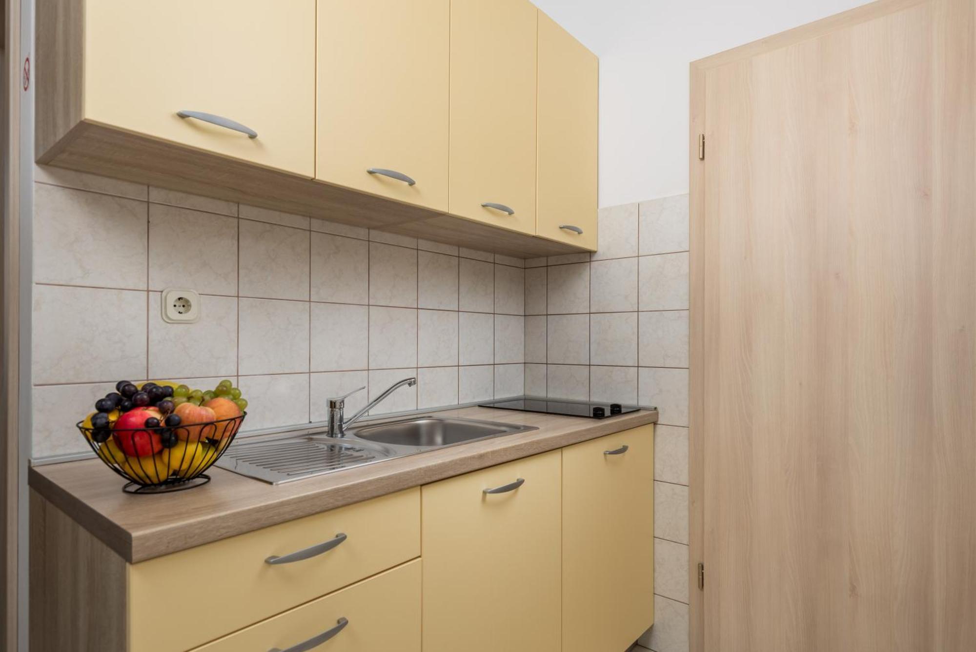 Apartments Kovacic 克拉列维察 外观 照片
